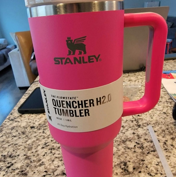 Stanley Quencher 40oz Tumbler, Stainless Steel Vacuum Insulated, Leak-Proof - Picture 2 of 11